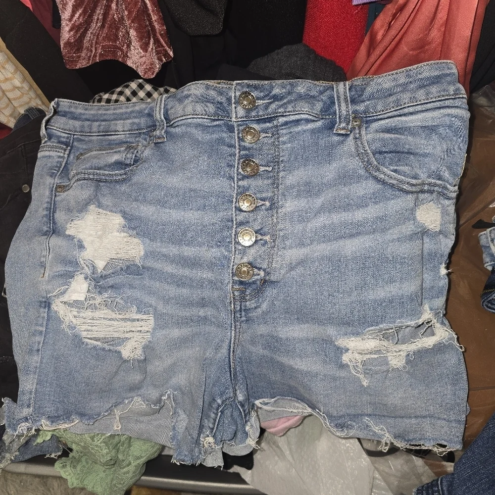 American Eagle Outfitters excellent size